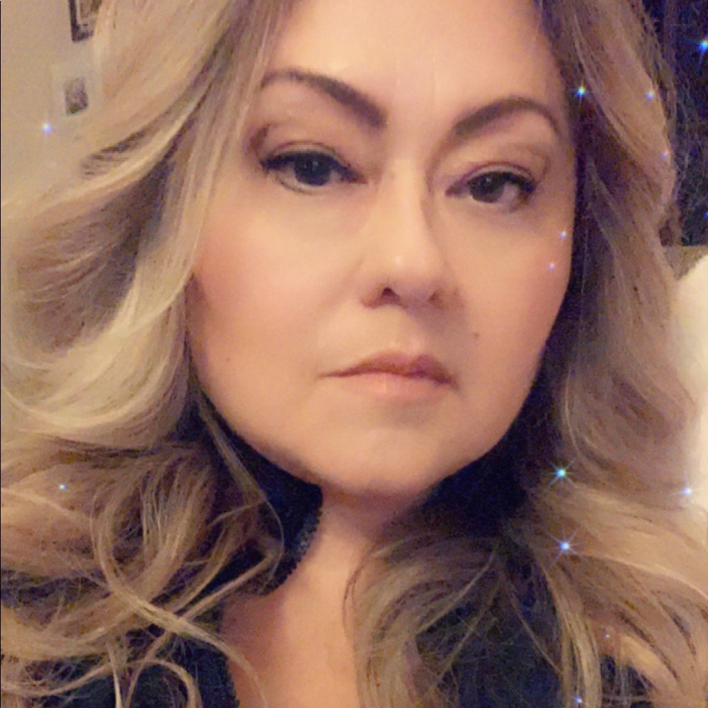 Meet your Posher, Nelda
